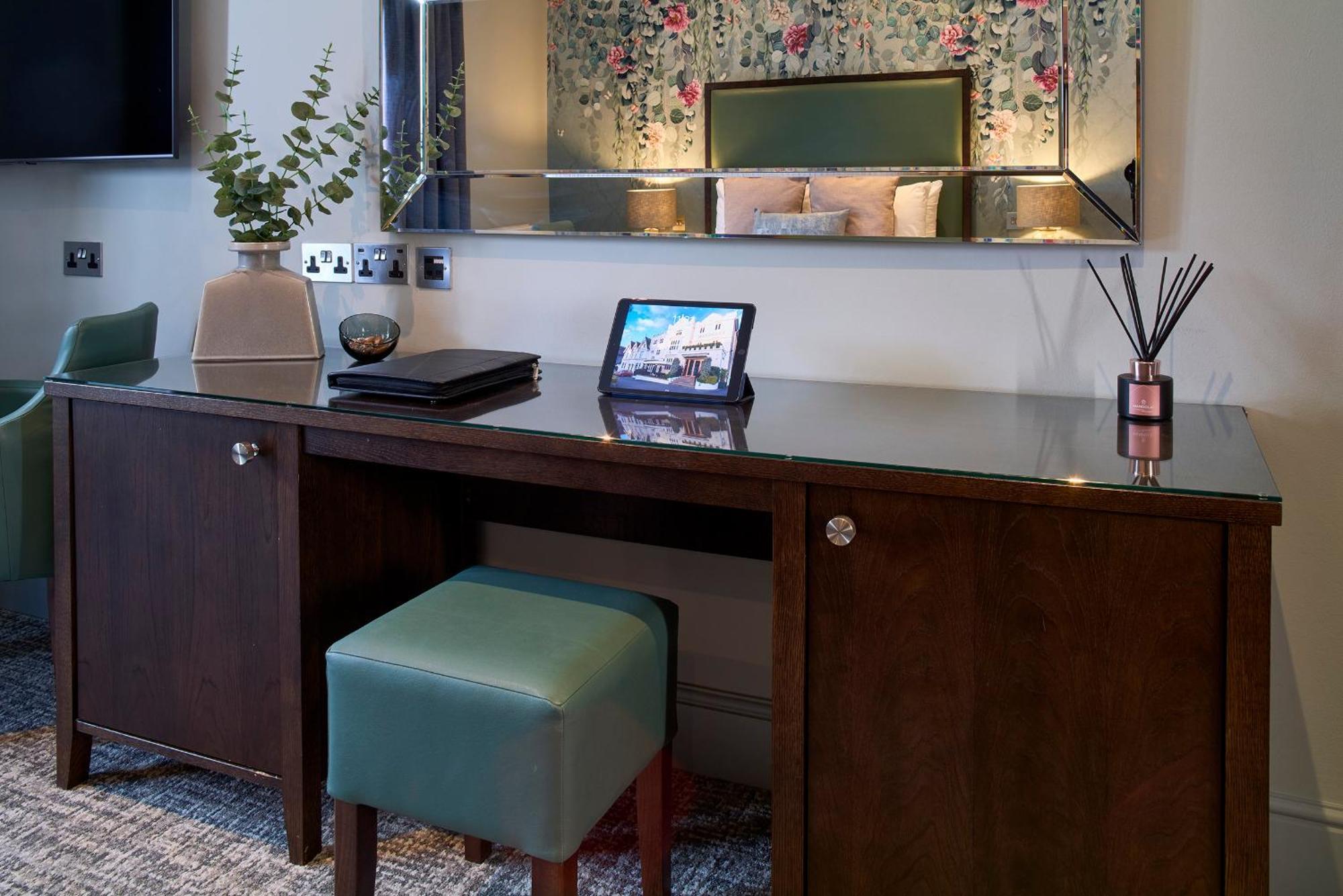 Mandolay Hotel Guildford Luaran gambar